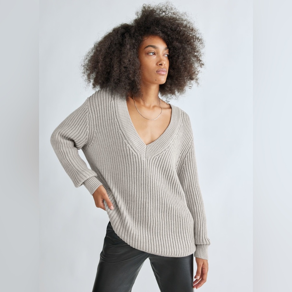 Aritzia Babaton Roger Sweater ; Size XSmall